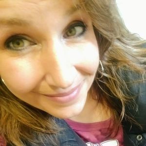 Meet your Posher, Stacy